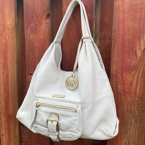 Michael Kors HandBag - Picture 2 of 8